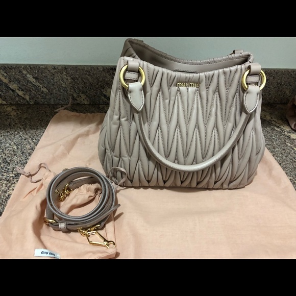 Miu Miu Matelasse handbag and matching wallet new - Picture 5 of 8
